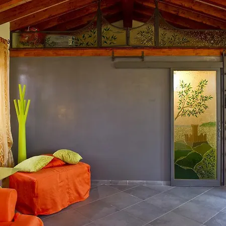 Caise * Кастельнуово-ди-Магра